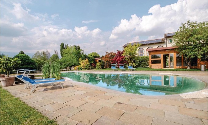 Sacile Apartment | 1 Bedroom Cozy Apartment In Sacile -Pd-