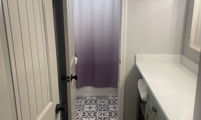 Shenandoah Condo | 1-bedroom COZY condo in charming Baton Rouge with WiFi, ACn9 miles from LSU