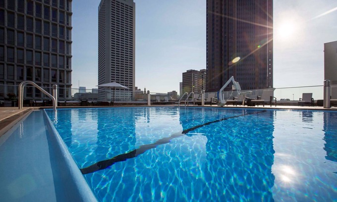 SoNo Condo | 1 Bedroom | Free Daily Breakfast, Gym