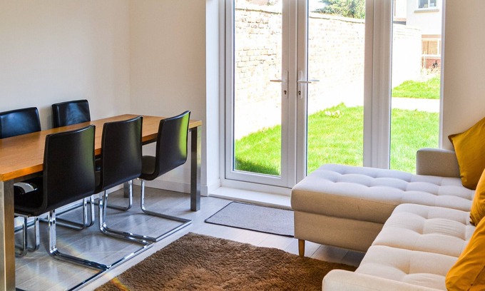Newcastle-upon-Tyne Cottage | 1 bedroom accommodation in Newcastle upon Tyne