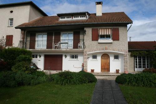Tournus House | 1 Bedroom House 20min walk to centre in Tournus