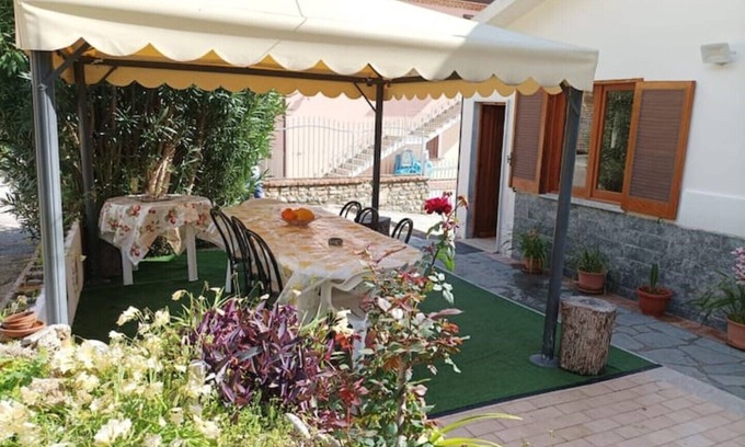 Marina Lido House | 1 Bedroom Private vacation home in Pisciotta