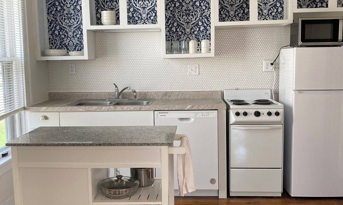 Luverne House | 1 Bedroom Short-Term workforce housing
