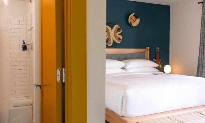 Rutledge Hill Hotel | 1 Bedroom Studio: Heart of Downtown Nashville, Walk to Broadway