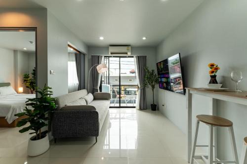 Kathu Apartment | 1 Bedroom Studio renovated Ratchaporn Condominium Kathu