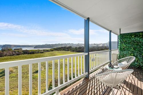 Smiths Beach Apartment | 1-bedroom unit with balcony and ocean views!