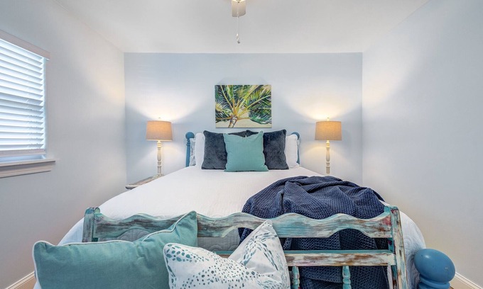 Tropic House | 1 Bedroom Winsome Cottage