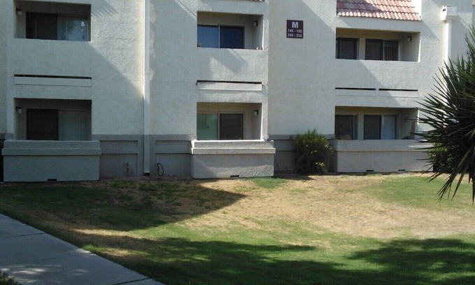 Surprise Condo | 1 bedroomcondo next to suncities close to DELWEBBHOSPITAL ,WESTVALLEY MEDPLACES