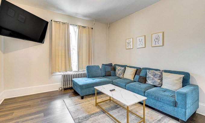Stroudsburg House | 1 Block to Stroudsburg Main St: Chic Townhome