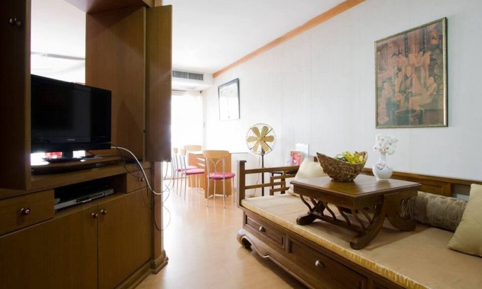 Khlong Tan Condo | 1 BR Oriental Decor@BTS Phrom Phong - Great facility !