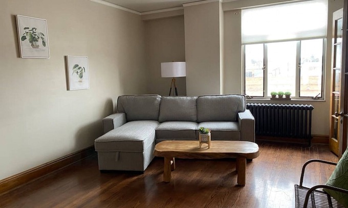 Cheyenne Apartment | 1 BR Sleeps up to 4 guests