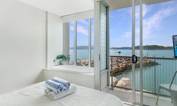 Nelly Bay House | 1 Bright Point Townhouse 3103