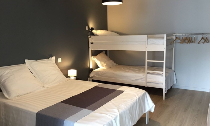 Les Epesses Apartment | 1 brin d'ailleurs : apartment in village house 3 kms from puy du fou