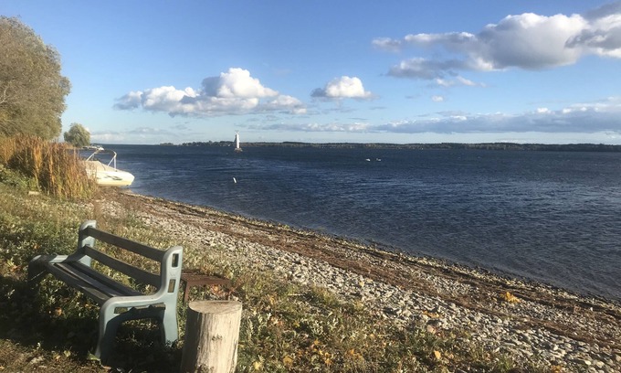 Brighton Cottage | #1 family and pet friendly - monthly/seasonal rental April - November 2024