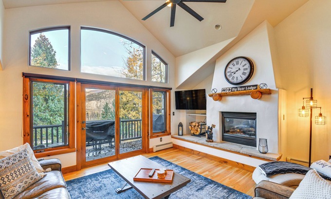 Edwards House | 1 Mi to Beaver Creek Resort: Townhome w/Hot Tub