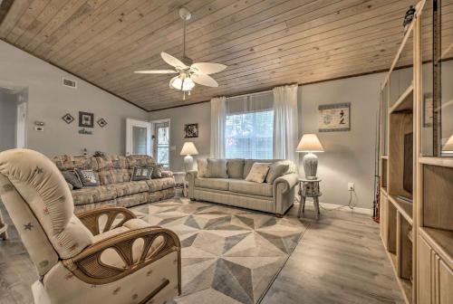Crystal River House | 1 Mi to Boat Launch Crystal River Home with Dock