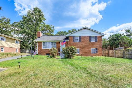 Mount Vernon House | 1 Mi to Mount Vernon! Family Home with Large Yard