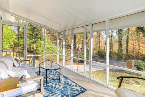 Stone Mountain House | 1 Mi to Stone Mountain Park Outdoor Haven!