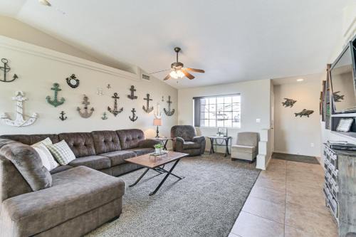 Lake Havasu City House | 1 Mi to Windsor Beach - Lake Havasu City Home