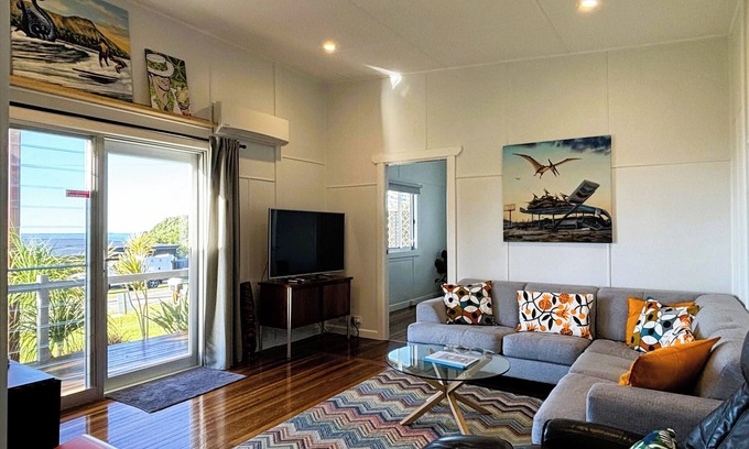 North Coast Apartment | 1 Minute Walk to the Beach - Beachside paradise in Arrawarra Headland!