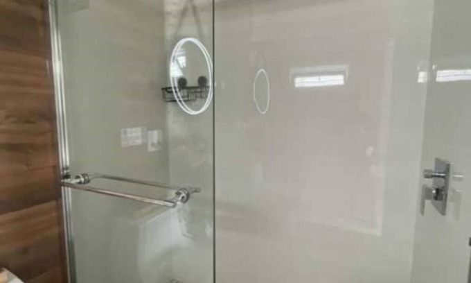 Queens Apartment | 1 Modern 1 Bedroom suite in Queens near all!n