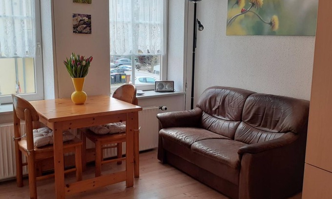 Luebeck Old Town Apartment | 1-room apartment (1) with laundry package - Ferienwohnung Henck