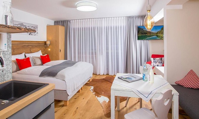 Hirschegg Apartment | 1-room apartment no. 11 west-facing balcony - Alp Chalet - Apartments