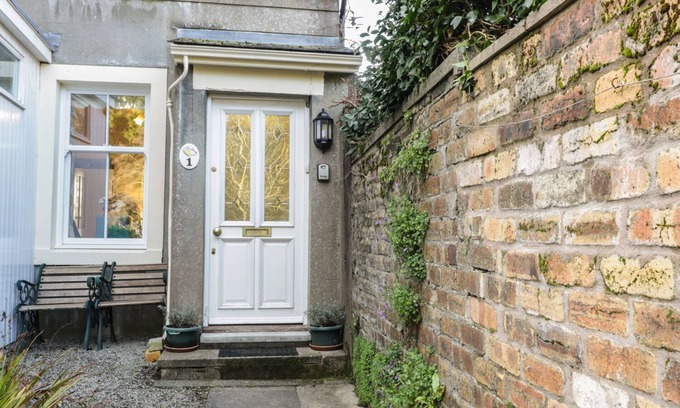 Cockermouth House | 1 RUBBY BANKS ROAD, family friendly, with a garden in Cockermouth