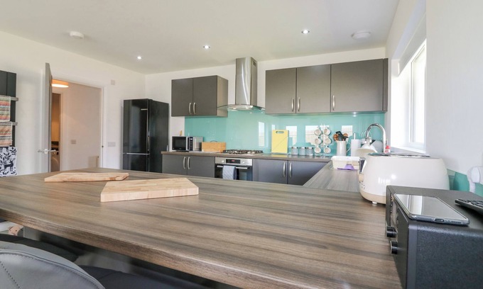 Peterhead Cottage | 1 WESTENRA GARDENS, country holiday cottage in Cruden Bay