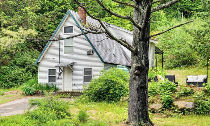 Hill House | 10 Mi to Newfoundland Lake: Updated Forest Retreat
