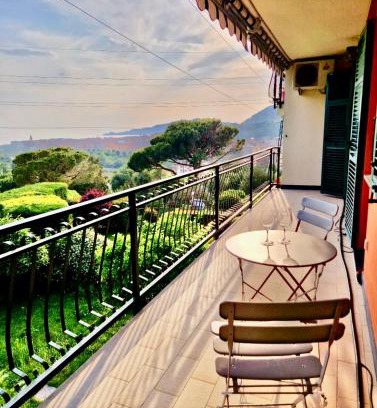 Rezza Apartment | [10 min. dalla spiaggia] Double Suite nel verde