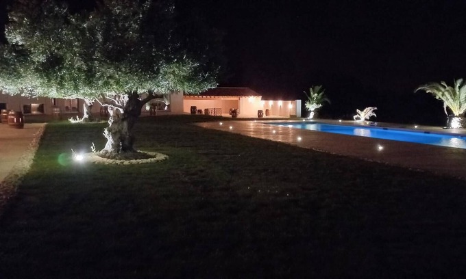 Aimargues Apartment | 10 minutes from the sea and close to shops rent T2