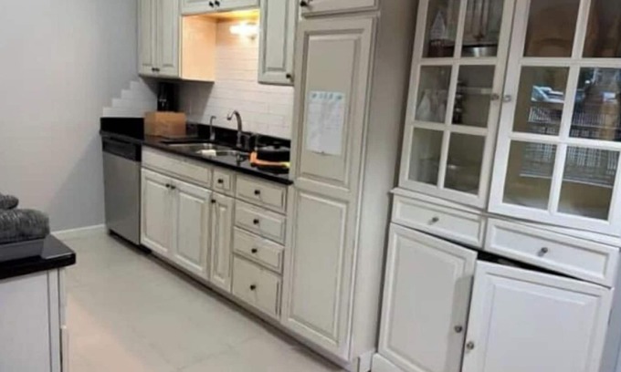 Mercer Island Apartment | 10 Minutes to Seattle/Bellevue