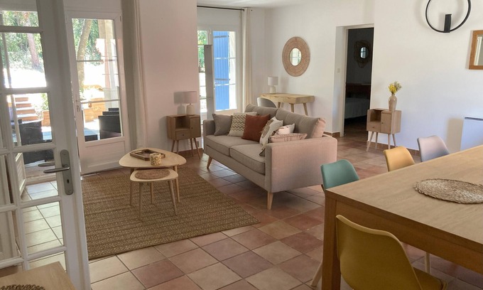 Castries House | 10 Mn from MONTPELLIER Villa with swimming pool 15 mn from the beaches