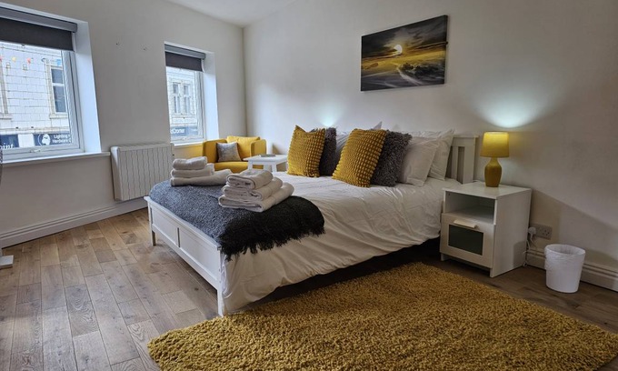 Cromer Apartment | 100 m² Apartment ∙ 1 bedroom ∙ 4 guests