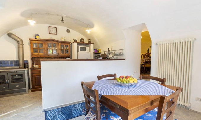 Morbegno Apartment | 100 m² Apartment ∙ 1 bedroom ∙ 4 guests