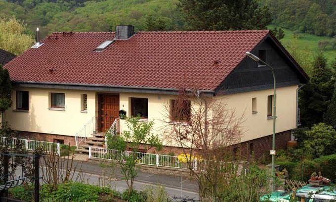 Furfurt Apartment | 100 m² Apartment ∙ 3 bedrooms ∙ 7 guests