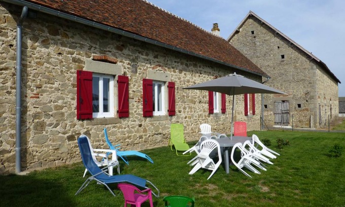 Cressanges Cottage | 100 m² Cabin ∙ 3 bedrooms ∙ 6 guests