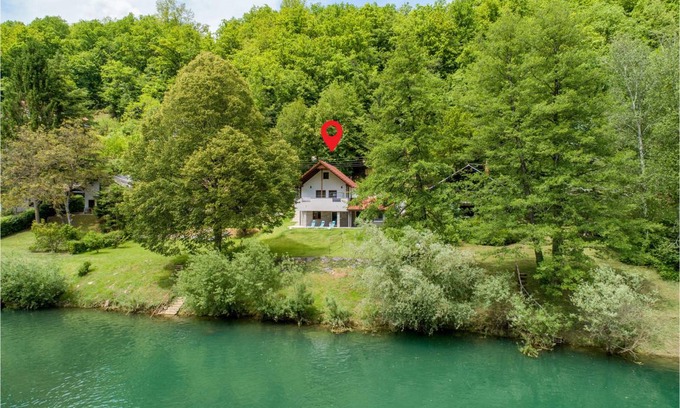 Ozalj House | 100 m² House ∙ 2 bedrooms ∙ 6 guests