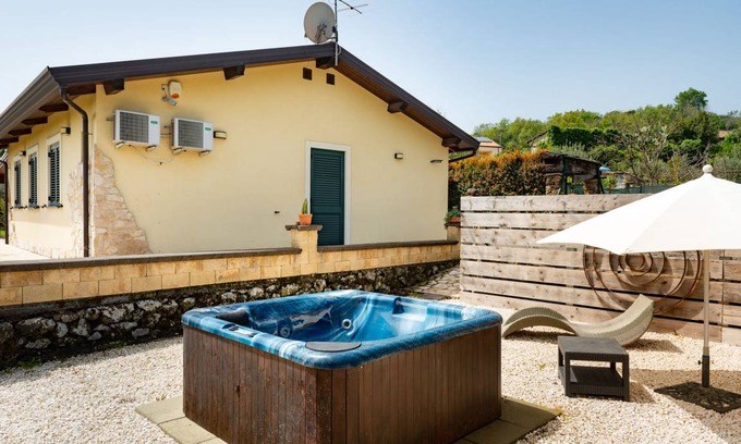 Piedimonte Etneo House | 100 m² House ∙ 1 bedroom ∙ 2 guests