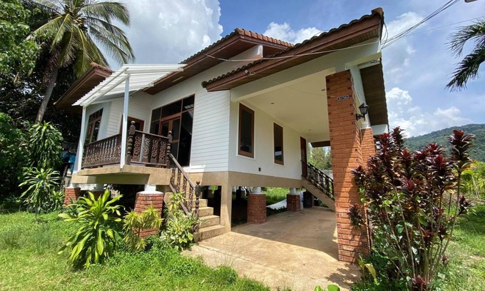 Cherngtalay House | 100 m² House ∙ 1 bedroom ∙ 3 guests