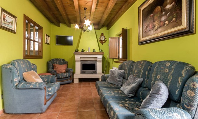 Trescares House | 100 m² House ∙ 2 bedrooms ∙ 4 guests