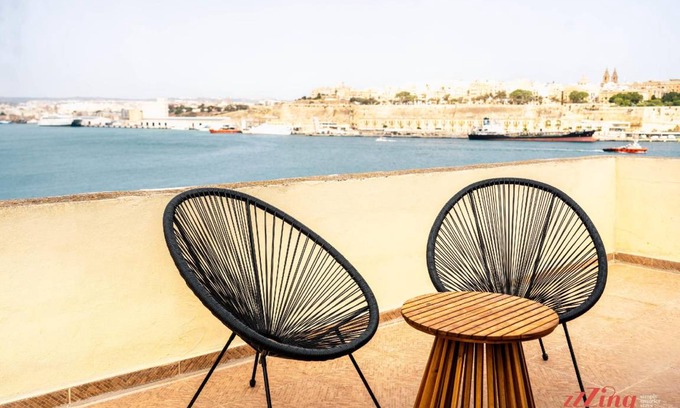 Senglea House | 100 m² House ∙ 2 bedrooms ∙ 6 guests