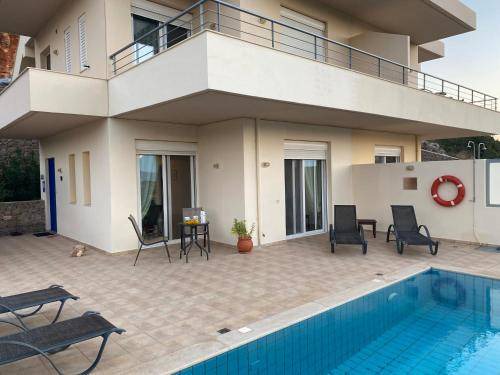 Vathi House | 100 m² House ∙ 2 bedrooms ∙ 4 guests