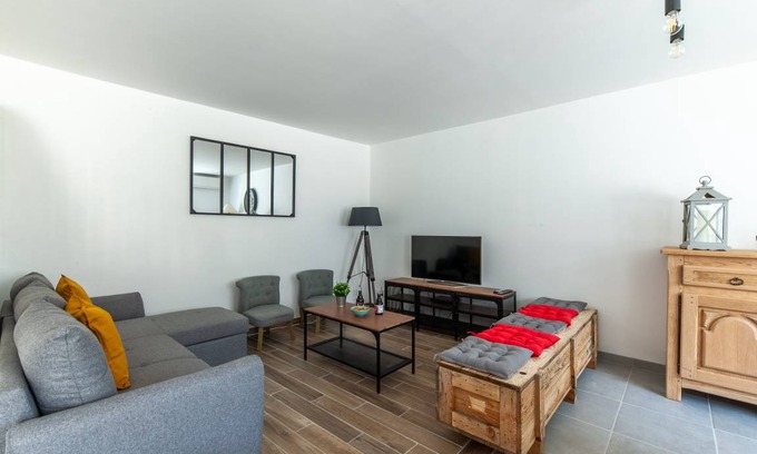 Houesville House | 100 m² House ∙ 3 bedrooms ∙ 8 guests