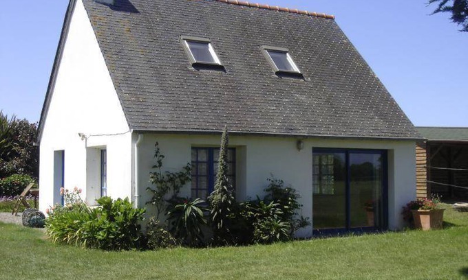 Locquirec House | 100 m² House ∙ 3 bedrooms ∙ 4 guests