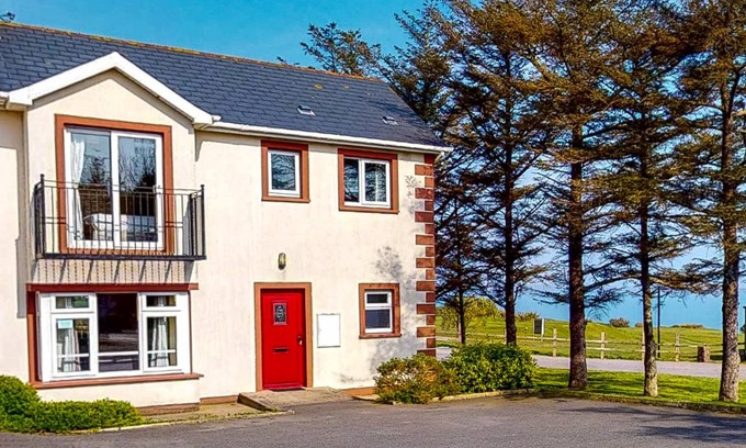 Dunmore East House | 100 m² House ∙ 3 bedrooms ∙ 5 guests