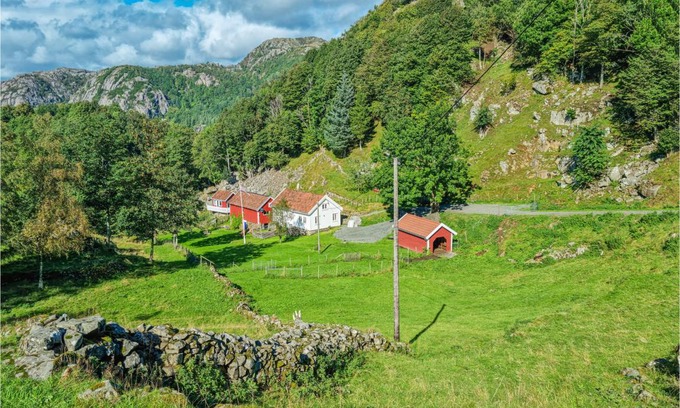 Flekkefjord House | 100 m² House ∙ 3 bedrooms ∙ 6 guests