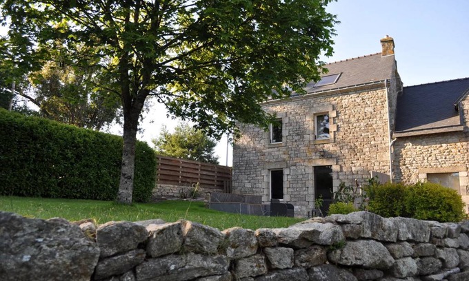 Sulniac House | 100 m² House ∙ 3 bedrooms ∙ 6 guests