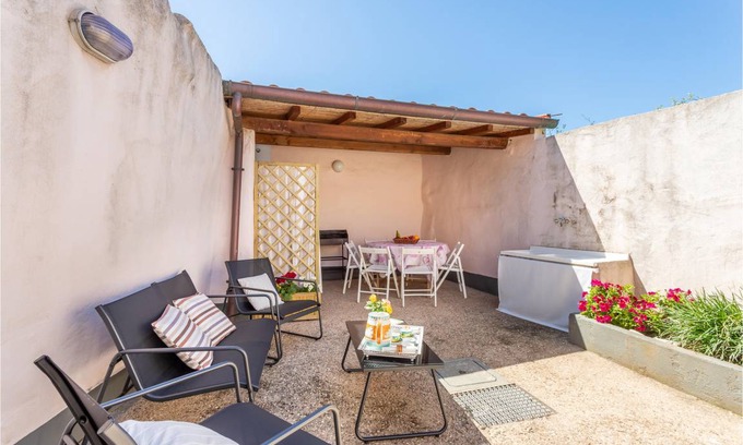 Milis House | 100 m² House ∙ 3 bedrooms ∙ 6 guests